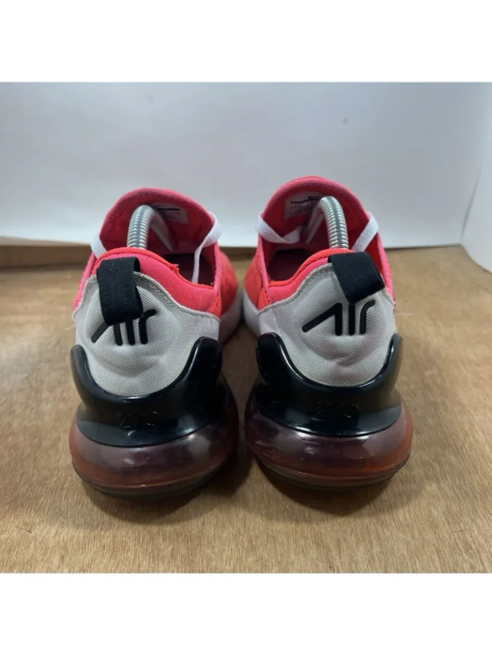 Nike Air Max 270 Red Orbit Men 8.5 Athletic Casual Running Sneakers BV6078-600